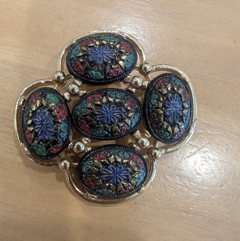 Elegant Gold and Multicolor Brooch